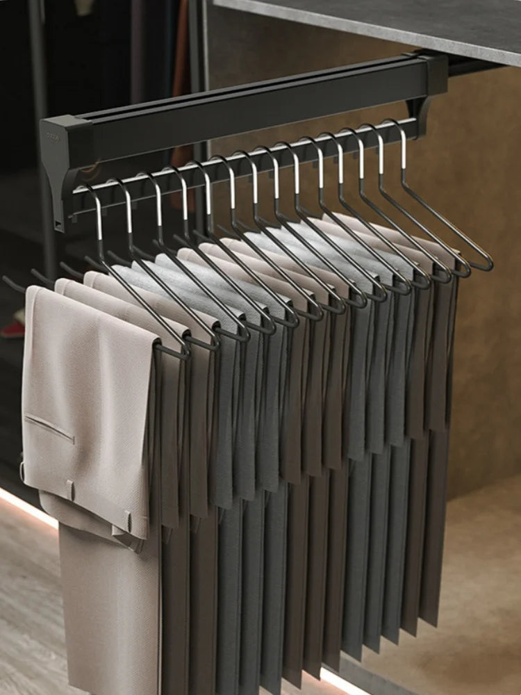 Extendable Wardrobe Hanger